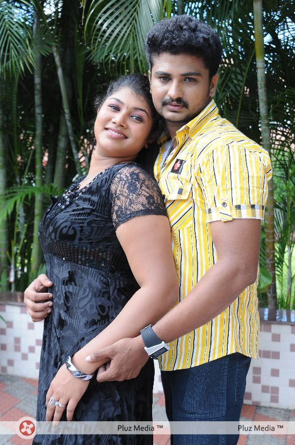 Vazhi Vidu Kanne Vazhi Vidu Movie Hot Stills | Picture 110161